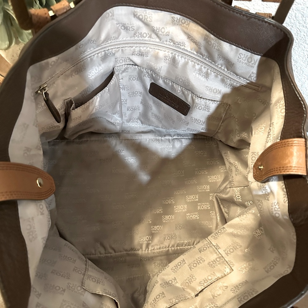 Michael Kors Large Harness Grab Bag Brown and Tan Leather Tote Bag/Work Bag - Picture 12 of 14